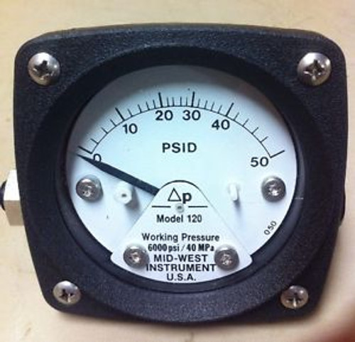 Mid-West Instrument Working Pressure Gauge 6000 Psi Model 120.   (W2)