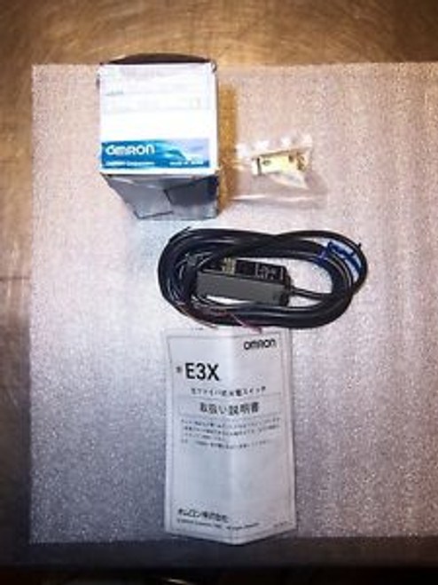 Omrom E3X-F21 2M Photoelectric Switch New