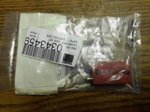 EUCHNER CES-A-LNA 077715 SAFETY SWITCH NEW