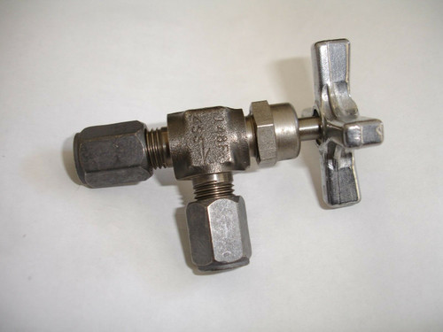 Parker Hannifin/ Teledyne Republic Angle Needle Valve 148F-4SS