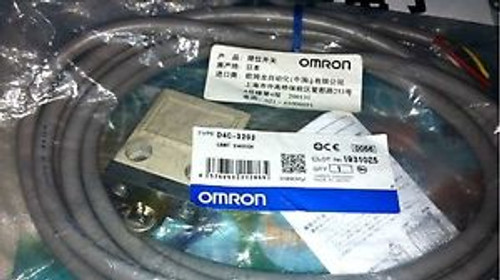 NEW IN BAG OMRON Limit Switch D4C-3202