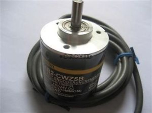 OMRON 1PC E6B2-CWZ5B NEW IN BOX 100P/R ROTARY ENCODER