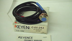 NEW KEYENCE EZ-18M PROXIMITY SWITCH 18MM RANGE M18 2M CABLE