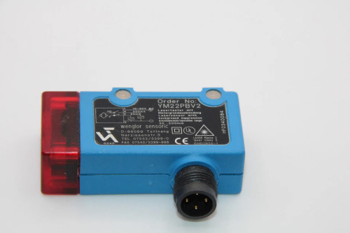 WENGLOR YM22PBV2 REFLEX SENSOR 10-30VDC 200MA, NEW 