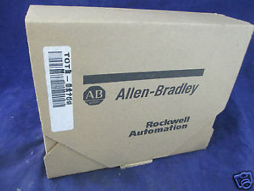 ALLEN BRADLEY 1492-CABLE025WA DIGITAL I/O MODULE READY CABLE SER. C NEW IN BOX