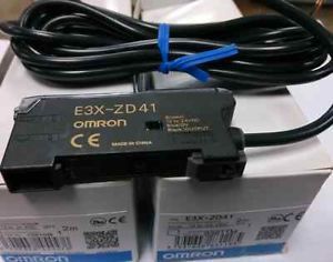 1PC New OMRON Photoelectric Switch E3X-ZD41 12-24VDC