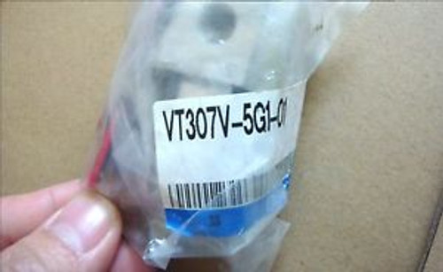 1PC NEW in bag  SMC solenoid valve VT307V-5G1-01