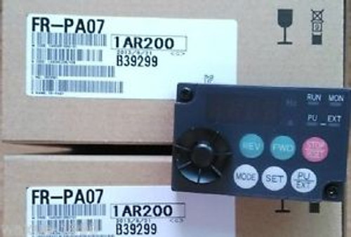 NEW Mitsubishi inverter D740/E740 control panel FR-PA07 IN BOX