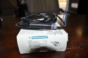 TELEMECANIQUE XS2M18MB230 INDUCTIVE PROXIMITY SWITCH
