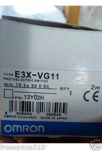 New in box Omron Photoelectric Switch E3X-VG11 ( E3XVG11 )