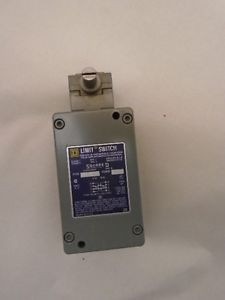 Square D Cr61B2 Limit Switch New In Box To Us Customers See Pics