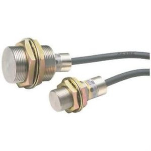 E2E-X7D1-M1G - Inductive Proximity Sensor