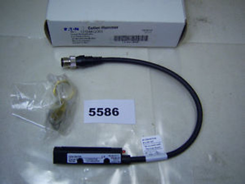 (5586) Cutler Hammer Photoelectric 13104AQD03 W/ Micro Connector