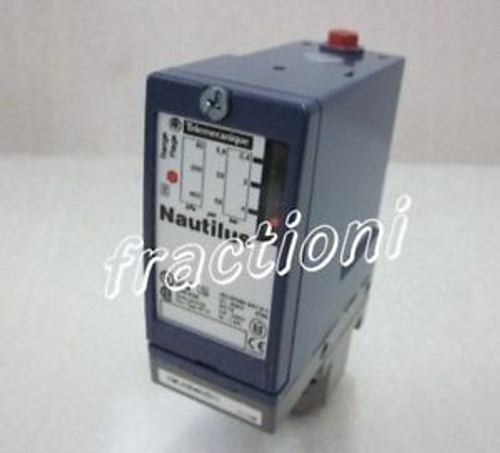 Schneider Pressure Switch XMLA004A2S11 New In Box