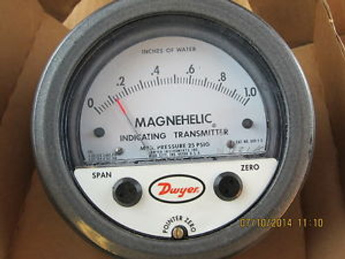 Dwyer 605-0 Differential pressure indicating transmitter, range 0-.50 w.c., max