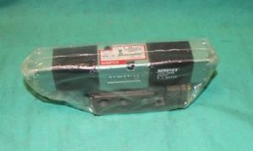 Numatics, 082SS43AM000061, Solenoid Valve 150psig-air NEW