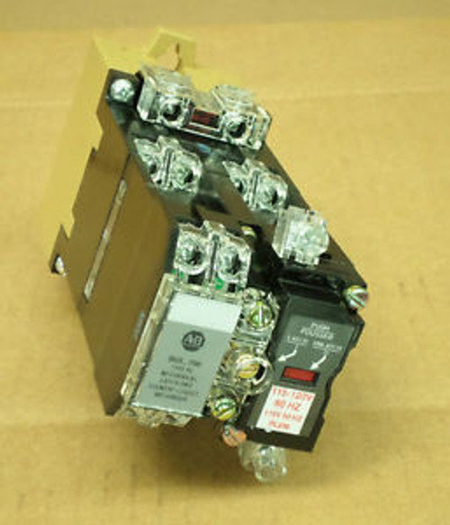 Allen-Bradley 700-PL600A1 Ser. D 115-120V/60Hz 110V/50Hz 6 N.O. Latch Relay