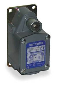 Square D 9007Tsb1 Severe Duty Lmt Swtch,Side Actuator,Spdt G6143462