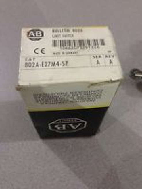 New In Box Allen-Bradley Limit Switch 802A-E27M4-S7 Series A