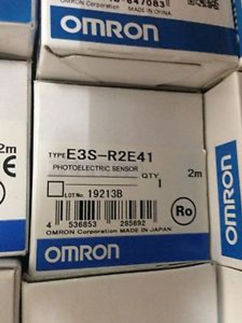 Omron E3S-R2E41 2M Photoelectric sensor