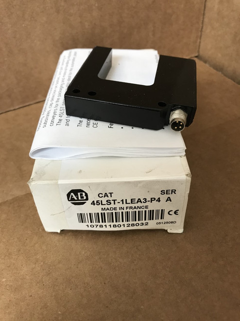 New Allen Bradley 45LST-1LEA3-P4 Photoelectric Sensor 45LST1LEA3P4