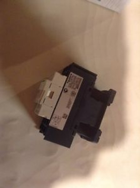 A henny penny contactor square D 24v