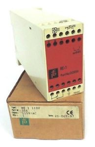 New PEPPERL & FUCHS RE1110V PHOTOELECTRIC CONTROL RE1 PART. NR. 356 POWER: 115V