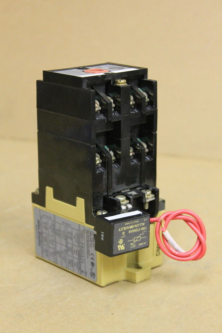 Allen Bradley 700-P800A24 Control Relay