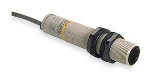 OMRON E3F2-3Z1 Photoelectric Sensor, 9.8 ft, SPST