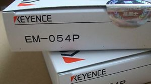 NEW IN BOX KEYENCE Proximity Sensor EM-054P