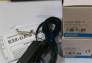 1PCS NEW OMRON PHOTOELECTRIC SWITCH E3X-DA8-S