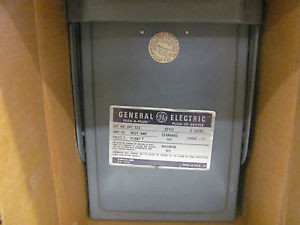 GE General Electric DFL322 Disconnect Switch 60A 3 Poles 240VAC NEW IN BOX