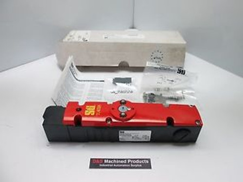 New Omron STI TL4024-20242 Safety Switch, 250V w/Key