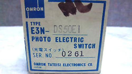 OMRON PHOTOELECTRIC SWITCH E3N-DS50E1 NEW E3NDS50E1