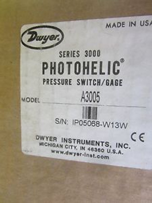 DWYER PHOTOHELIC A3005 Pressure Switch/Gage (NEW)