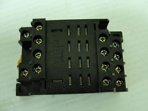 New Omron Dinrail Relay Base, PTF14A-E