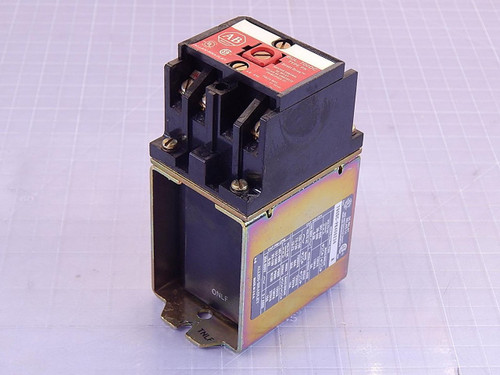Allen Bradley 700Dc-Pk400Z24 Series E Control Relay 600Vac 10/20A, New