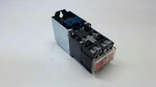 Allen Bradley 700S-Dcp620Z24 Series D Industrial Relay 8 Pole 600V 5A, New