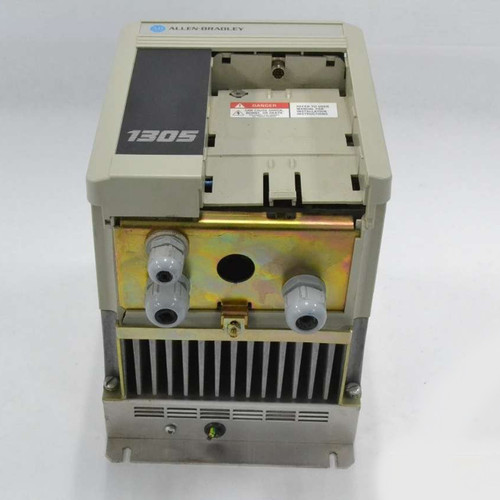 Allen Bradley 1305-Ba01A Ac Drive .5Hp  Comes W/1201-Ha2 Program Terminal