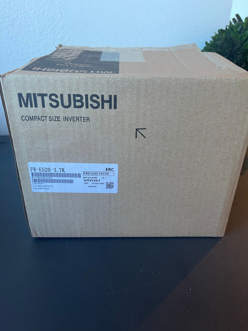 Mitsubishi FR-E520-3.7K 220V AC Drive Frequency Converter Inverter