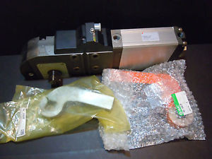 NEW SMC CKZ2N63TF-135DT-AA019XXXXXP Pneumatic Slim Line Clamp Max Press 0.80 MPA