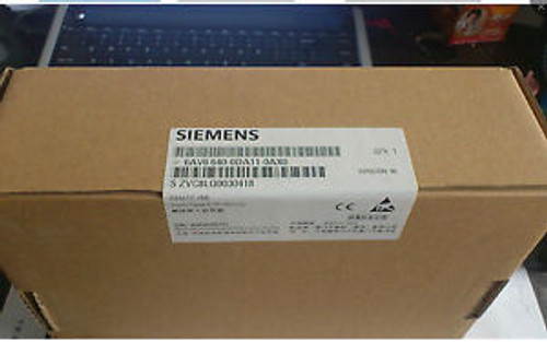 New in box SIEMENS  6AV6640-0DA11-0AX0 6AV6 640-0DA11-0AX0