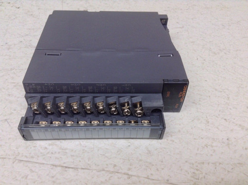 NEW IN BOX Mitsubishi PLC Moudle Isolated A/D Converter Q64AD-GH