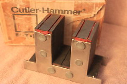 NEW CUTLER HAMMER 17-10023 24-5266 MAGNET FRAME ARMATURE LEVER   (B146)