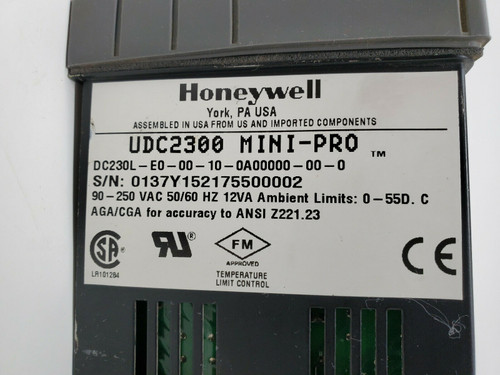 Honeywell Udc2300 DC230L-E0-00-10-0A00000-00-0 Temperature Digital Controller