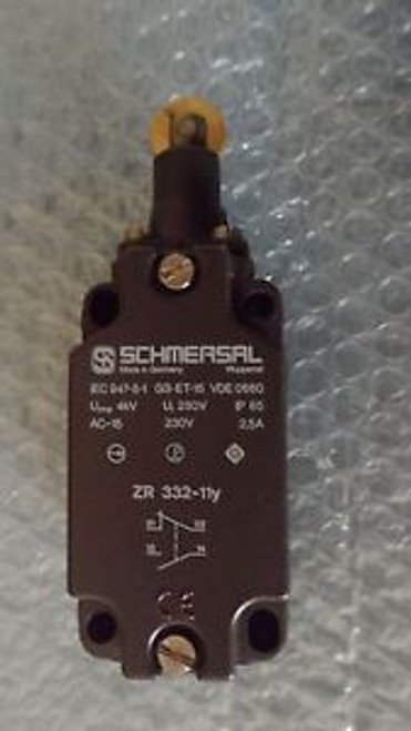 SCHMERSAL Roller plunger ZR 332-11Y 101150435 1NO/1NC IP65, NEW stock at Dubai