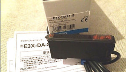 NEW IN BOX OMRON digital optical fiber sensor E3X-DAC41-S