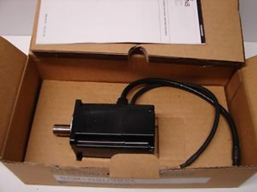 YASKAWA SGM-02U3B2L AC SERVO MOTOR New