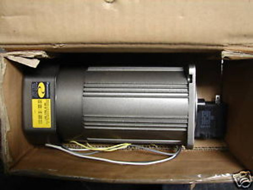 PANASONIC M9RC90GB4L2 AC SERVO MOTOR 90W 4P 1550RPM New