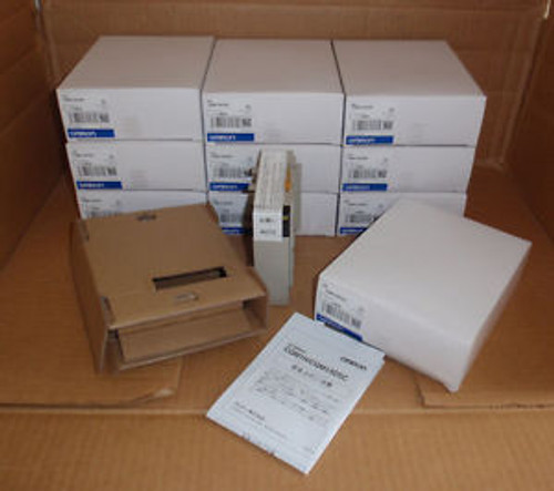 CQM1-OC221 Omron PLC New In Box 8 Point Relay Output CQM1OC221 CQM1-0C221